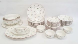 Quantity of Villeroy & Boch tableware in the Petite Fleur pattern comprising three sizes of
