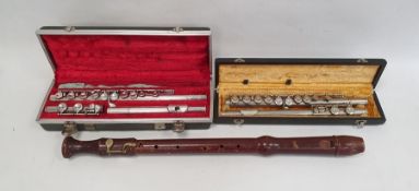 Boosey & Hawkes 'The Edgware' flute in fitted case, another flute and a recorder (3)