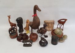 Chinese lacquer cylindrical box and cover with gilt decoration, a hardstone egg ornament, assorted