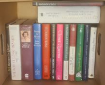 Assorted books on historical and royal figures to include William Shawcross 