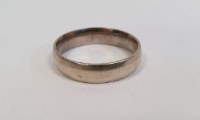 9ct white gold wide wedding band, 6g