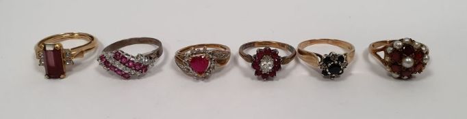 9ct gold garnet and pearl cluster ring (one pearl missing), 9ct gold sapphire and white stone