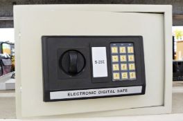 Electronic digital safe