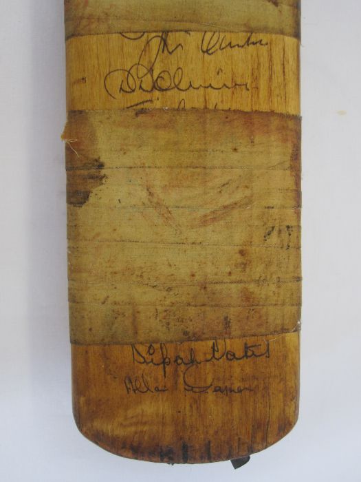 Two Duncan Fearnley cricket bats, both with signatures, one Gloucester CCC 1981, the other - Image 5 of 7