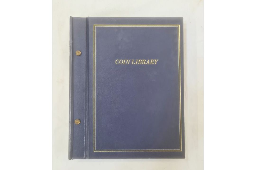 Collectors folder (Whitman's Style) of commemoratives, English, America, some representing Olympics, - Image 1 of 6