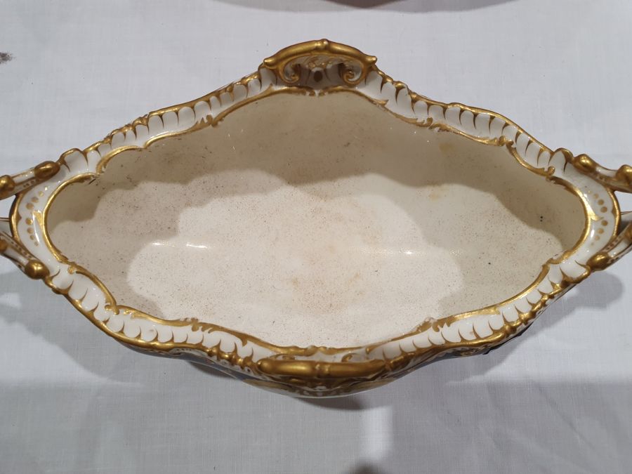 Coalport blue 'Batwing' pattern part dinner and tea service, numbered to reverse Y2665 (on some - Image 33 of 45