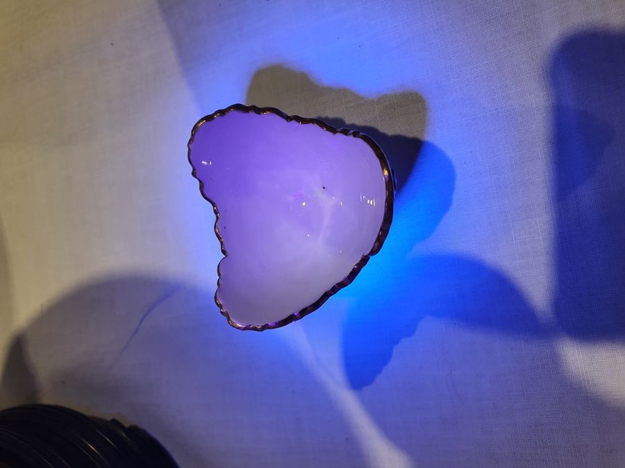 Two Meissen porcelain miniature trefoil pedestal bowls, relief floral spray and bug decorated, - Image 7 of 27