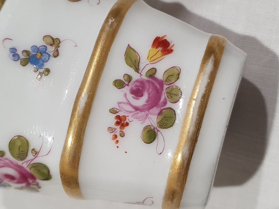 Two Meissen porcelain miniature trefoil pedestal bowls, relief floral spray and bug decorated, - Image 20 of 27