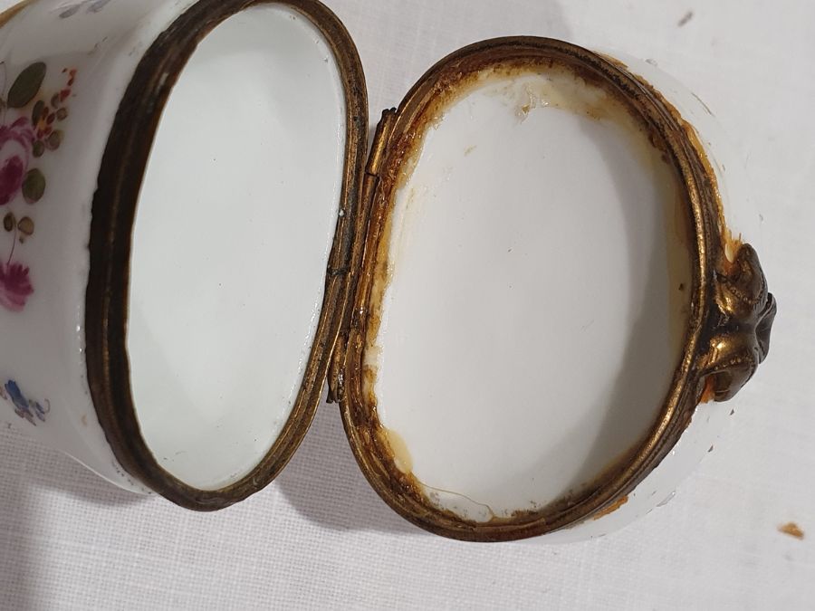 Two Meissen porcelain miniature trefoil pedestal bowls, relief floral spray and bug decorated, - Image 23 of 27