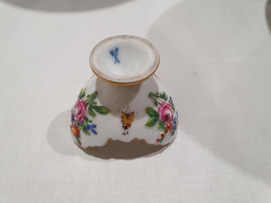 Two Meissen porcelain miniature trefoil pedestal bowls, relief floral spray and bug decorated, - Image 6 of 27