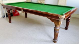 Vintage Riley snooker / pool table, the slate bed with green baize, on turned supports, with