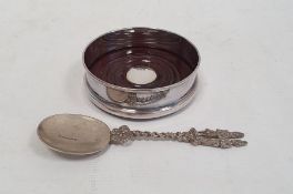 Late 20th century silver-mounted and wooden turned wine coaster, Sheffield 1994, 11cm diameter