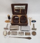 Silver hair piece, two silver brooches, costume brooches, costume jewellery, silver bangle, assorted