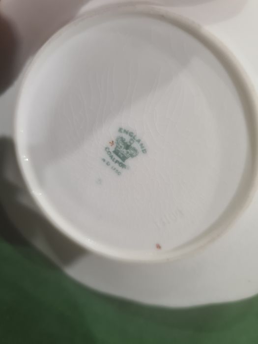 Coalport blue 'Batwing' pattern part dinner and tea service, numbered to reverse Y2665 (on some - Image 32 of 45