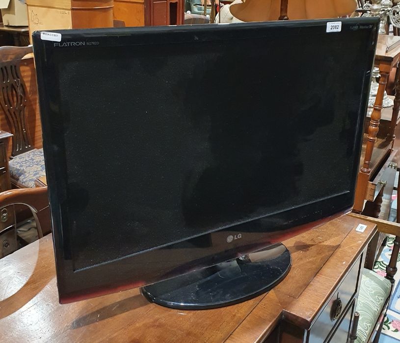 LG Flatron M2762D full edge digital monitor TV