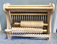 Pine platerack and two rolling pins (3)