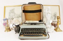 Olivetti Lettera 22 typewriter, Royal Worcester 