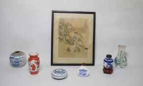 Miniature Chinese blue and white ginger jar, a snuff bottle with dragon chasing pearl decoration,