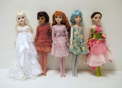 The Wentworth Collection and Ellowyne & Wilde collectors dolls (12) and a dolls pram