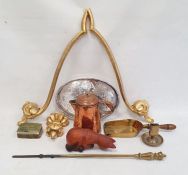 Carved and hinged giltwood wall bracket in the form of a pair of foliate scrolls, a lidded copper