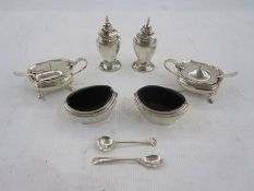 Silver condiment set of six pieces and four silver spoons, Birmingham 1922, 6.7oz