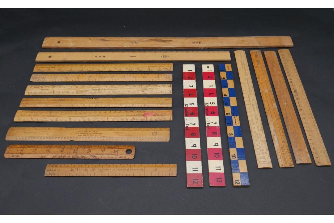 A collection of seventeen vintage wooden rulers, some with makers marks and stamps. L.61cm (Longest) - Image 1 of 11