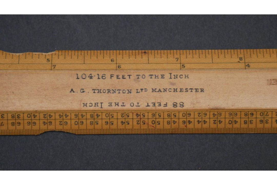 A collection of seventeen vintage wooden rulers, some with makers marks and stamps. L.61cm (Longest) - Image 6 of 11
