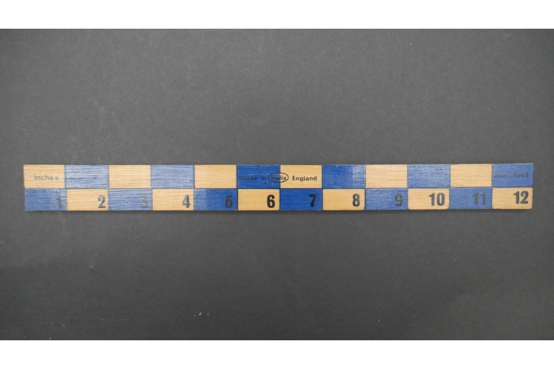 A collection of seventeen vintage wooden rulers, some with makers marks and stamps. L.61cm (Longest) - Image 10 of 11