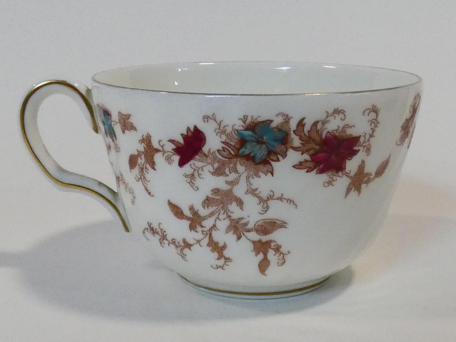 A Mintons Ancestral pattern hand painted porcelain part dinner service, five dinner plates, side - Image 25 of 27