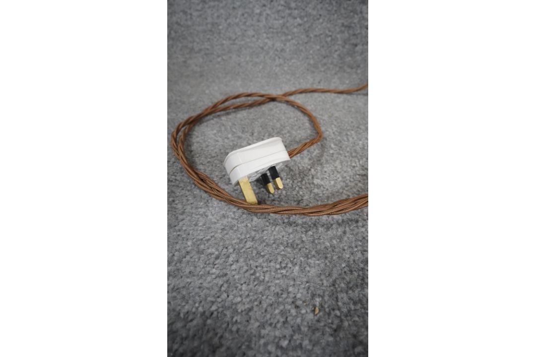 A vintage solid brass weighted base height adjustable standard lamp with silk wrapped cord. H.124 - Image 4 of 5