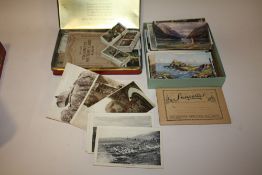 A COLLECTION OF POST AND CIGARETTE CARDS