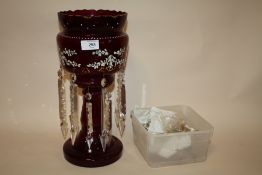 A LARGE RUBY GLASS LUSTRE, H 37 cm TOGETHER WITH A SMALL SELECTION OF GLASS LUSTRE DROPPER SPARES,