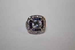 A LARGE SQUARE SHAPED DRESS RING - size J/K