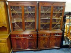 A PAIR OF REPRODUCTION MAHOGANY GLAZED BOOKCASES H-194 W-99CM (2)