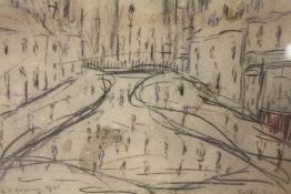 A CIRCLE OF LAURENCE STEPHEN LOWRY GILT FRAMED AND GLAZED PENCIL SKETCH OF A STREET SCENE