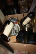 A BOX OF VINTAGE KITCHENALIA TO INCLUDE SUNBEAM STAND MIXERS