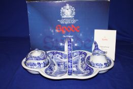 A BOXED SPODE ITALIAN DESIGN STRAWBERRY SET
