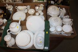 THREE TRAYS OF ROYAL WORCESTER TO INCLUDE CONTESSA AND STRATHMORE