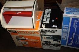 A SMALL QUANTITY OF KITCHEN ITEMS TO INCLUDE COFFEE MAKER, MIXER, BREAD BIN ETC.