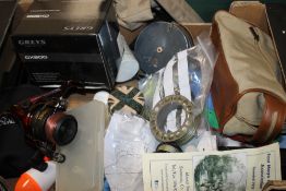 A TRAY OF FISHING ACCESSORIES TO INCLUDE REELS (TRAY NOT INCLUDED)