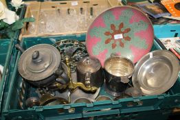 A TRAY OF METALWARE