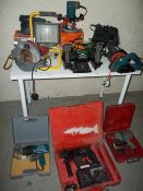 A SELECTION OF POWER TOOLS INCLUDING A BENCH GRINDER