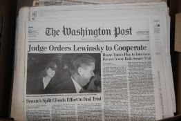 A QUANTITY OF LATE 20TH CENTURY AMERICAN NEWSPAPERS TO INCLUDE 'WASHINGTON POST' ETC.