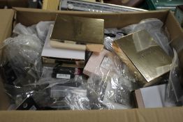 A BOX OF ASSORTED COSTUME JEWELLERY A/F