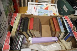 A TRAY OF BOOKS INCLUDING ANTIQUARIAN, GREETINGS CARDS, ANTIQUE GLOVES ETC. TOGETHER WITH A