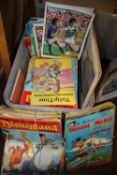 A QUANTITY OF CHILDREN'S COMICS AND MAGAZINES TO INCLUDE SHOOT,