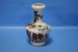 A PAIR OF ORIENTAL VASES, NO MARKS ON BASE, H 20 CM