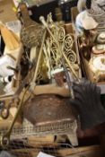 A BOX OF METALWARE TO INCLUDE ANTIQUE BRASS FIRE IRONS