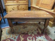 A LOW MAHOGANY /OAK COFFEE TABLE H-40 CM W-91 CM