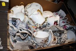 A TRAY OF ASSORTED CHINA TO INCLUDE ROYAL WORCESTER, REGENT ETC.